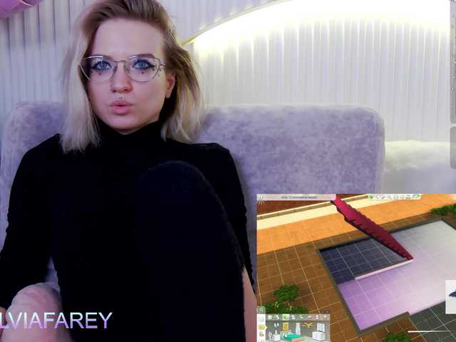 calviafarey's BongaCams show and profile