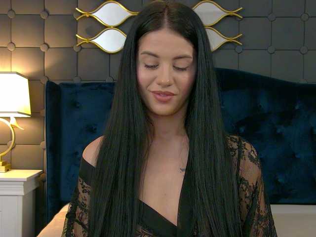 LeyaCass's BongaCams show and profile