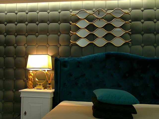 LeyaCass's BongaCams show and profile