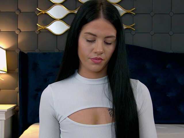 LeyaCass's BongaCams show and profile