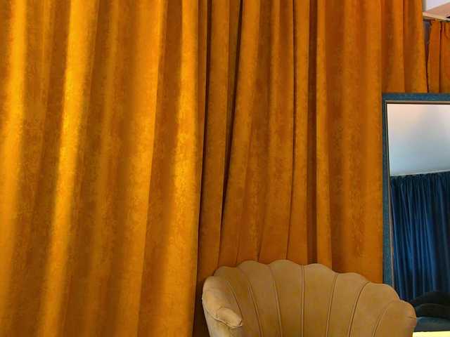 LeyaCass's BongaCams show and profile