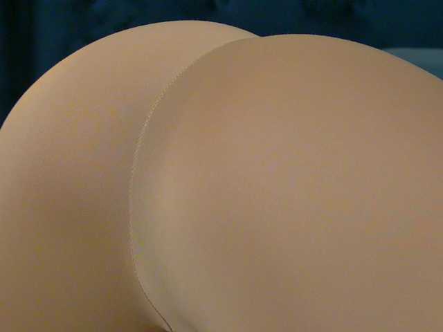 LeyaCass's BongaCams show and profile