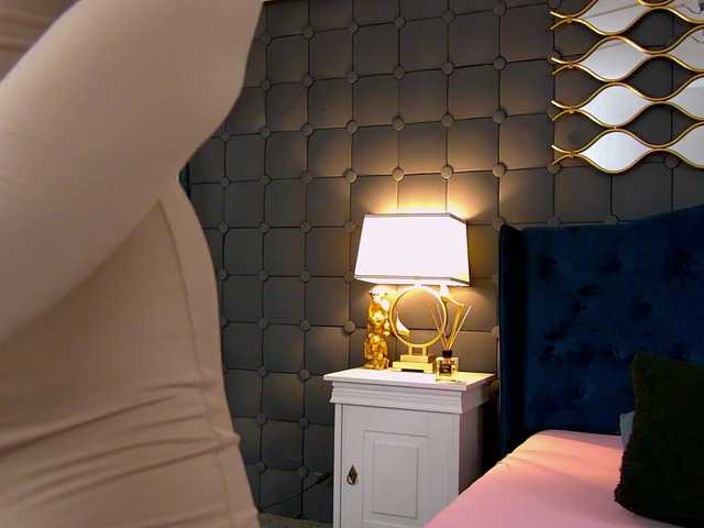 LeyaCass's BongaCams show and profile