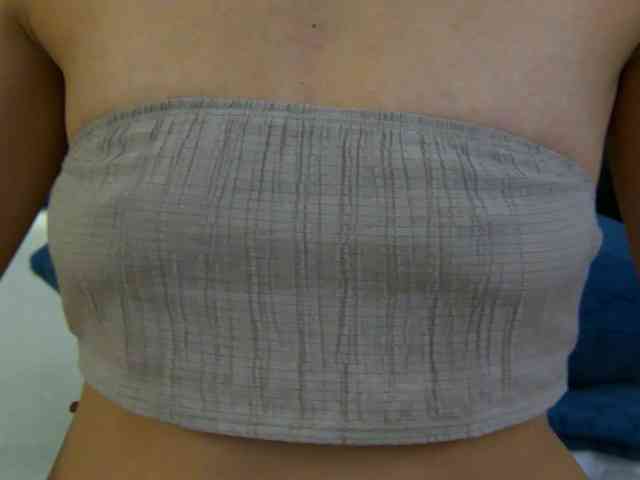 LeyaCass webcam