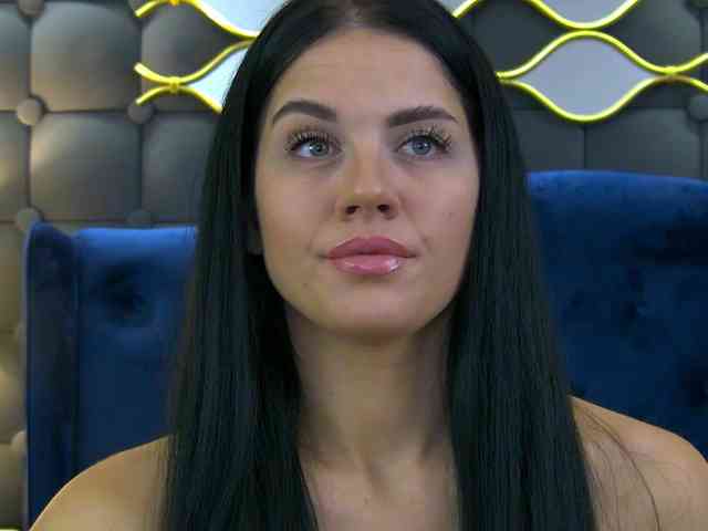 LeyaCass bongacams