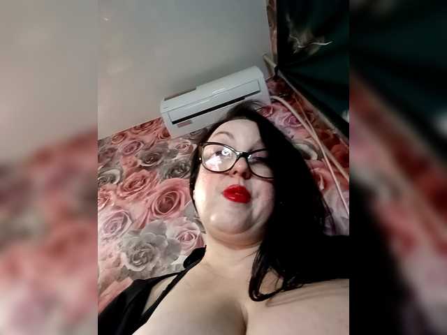 ViktoryDimond's BongaCams show and profile