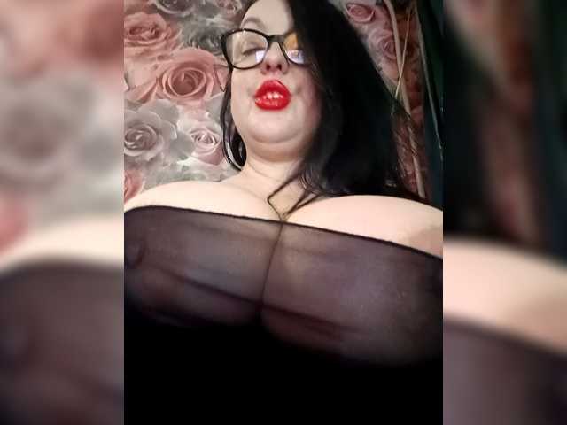 ViktoryDimond's BongaCams show and profile