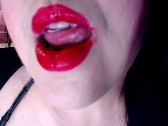 ViktoryDimond's BongaCams show and profile