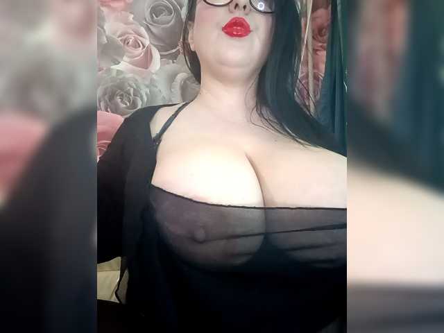 ViktoryDimond's BongaCams show and profile