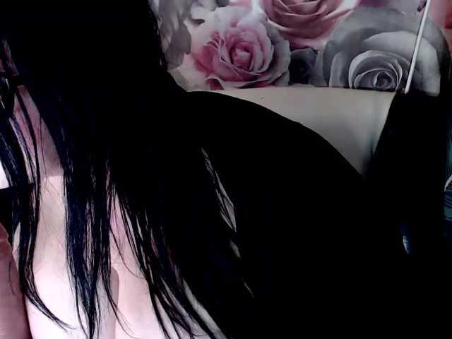 ViktoryDimond's BongaCams show and profile