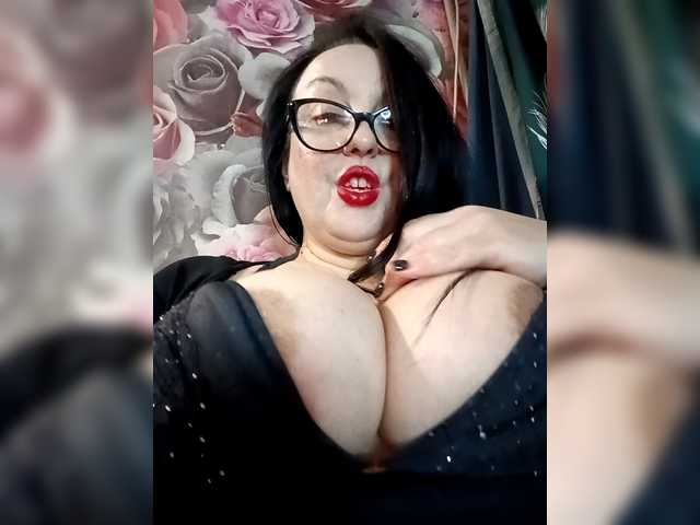 ViktoryDimond's BongaCams show and profile