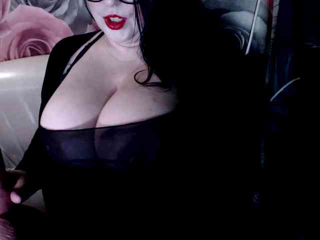 ViktoryDimond webcam