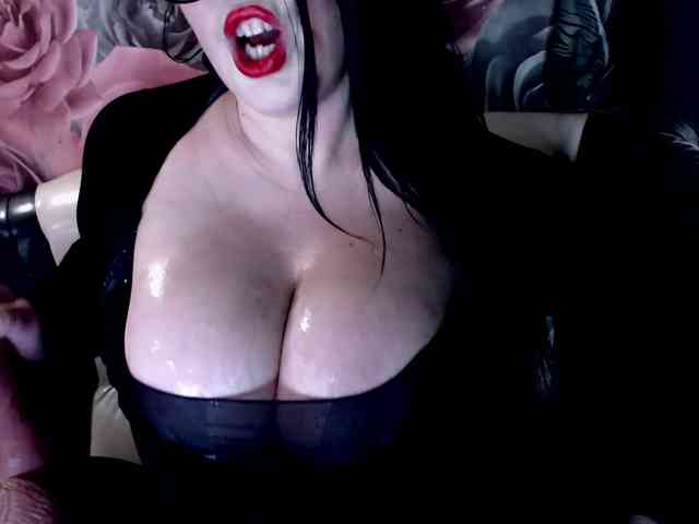 ViktoryDimond webcam