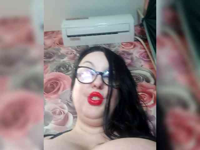 ViktoryDimond webcam