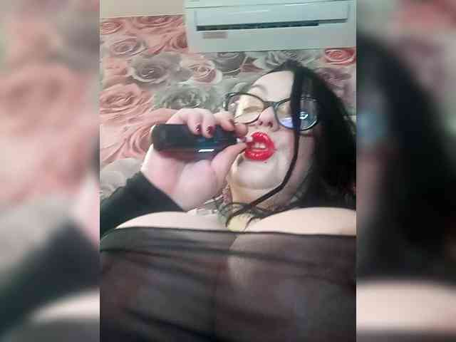 ViktoryDimond webcam