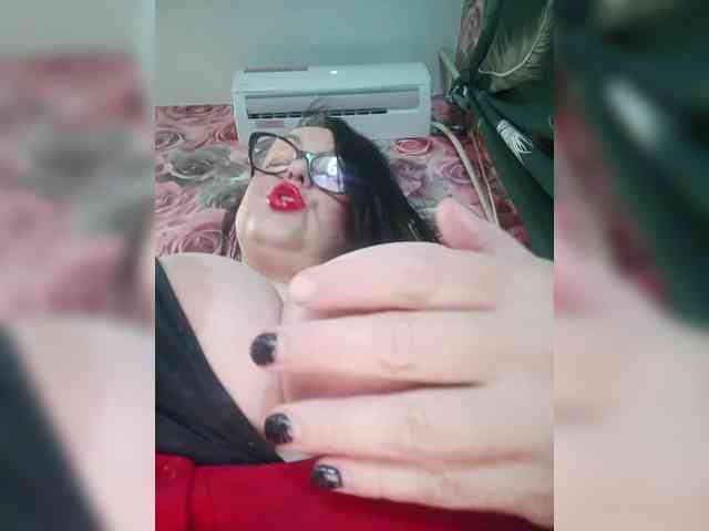ViktoryDimond webcam