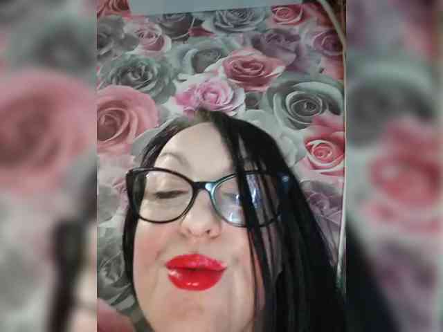 ViktoryDimond webcam