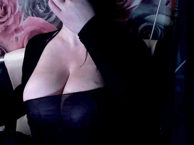 ViktoryDimond webcam