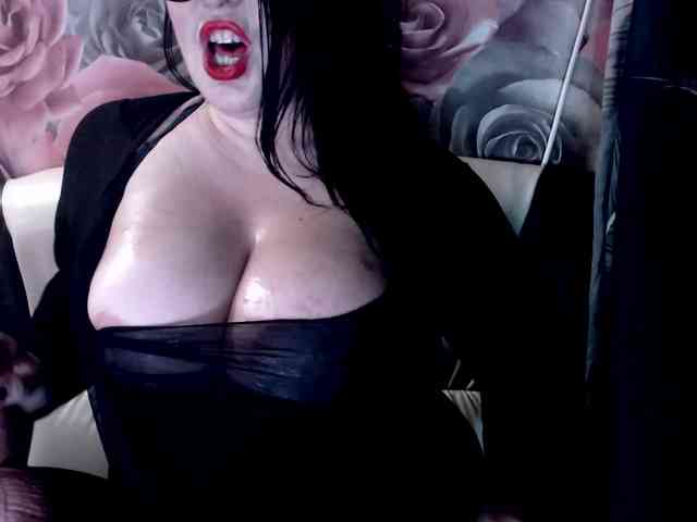 ViktoryDimond webcam