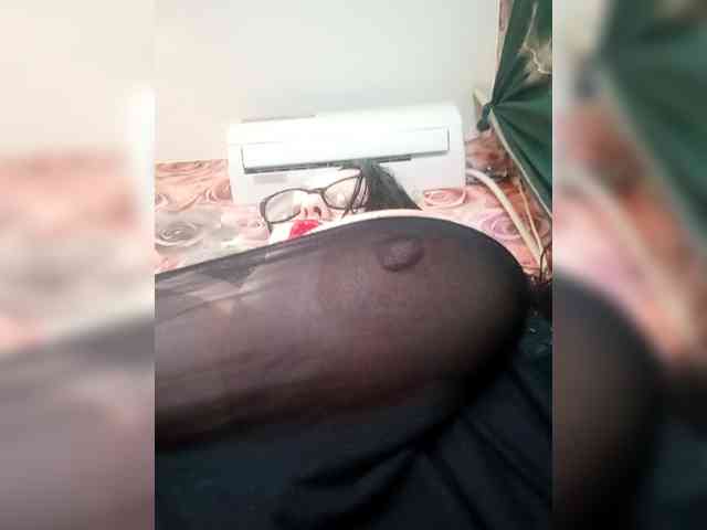 ViktoryDimond webcam