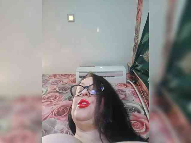 ViktoryDimond webcam