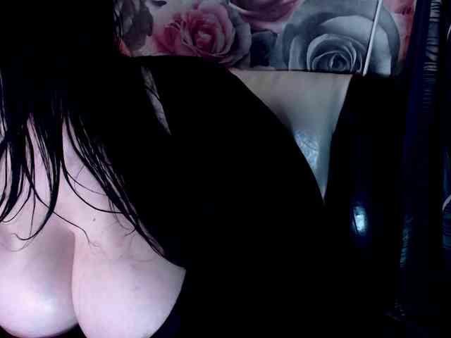 ViktoryDimond webcam