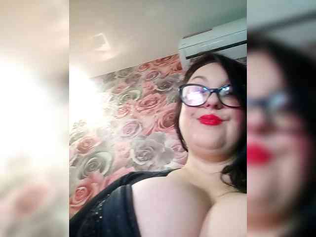 ViktoryDimond webcam