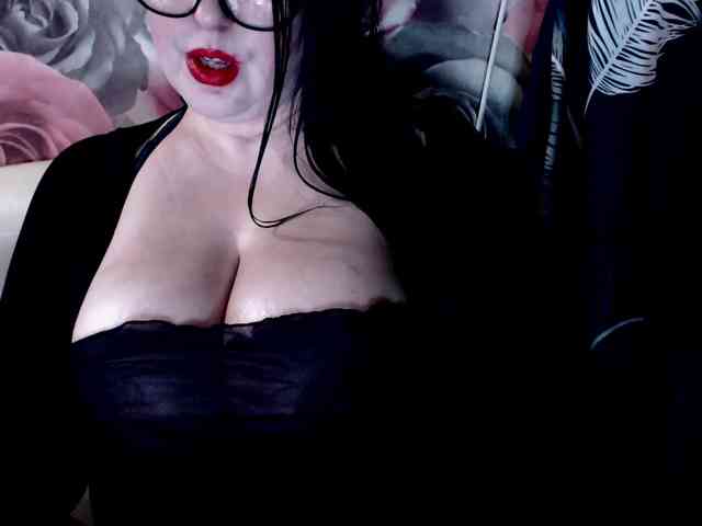 ViktoryDimond webcam