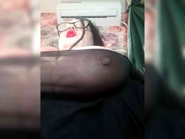 ViktoryDimond webcam