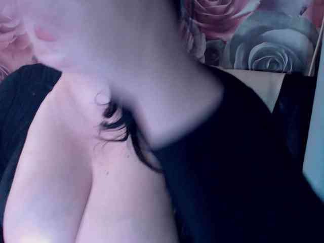 ViktoryDimond webcam