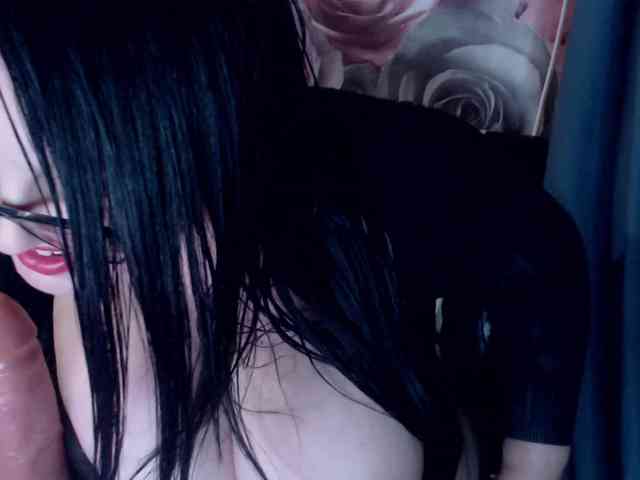 ViktoryDimond webcam