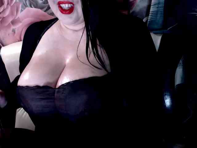 ViktoryDimond webcam