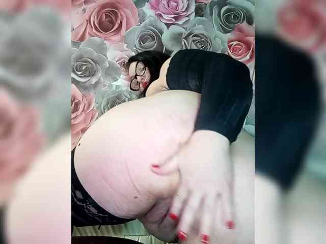 ViktoryDimond webcam