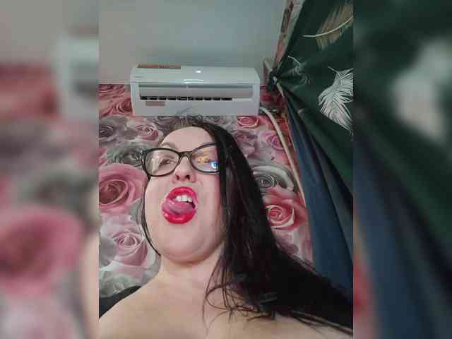 ViktoryDimond webcam