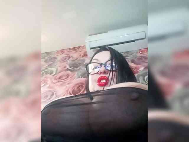 ViktoryDimond webcam