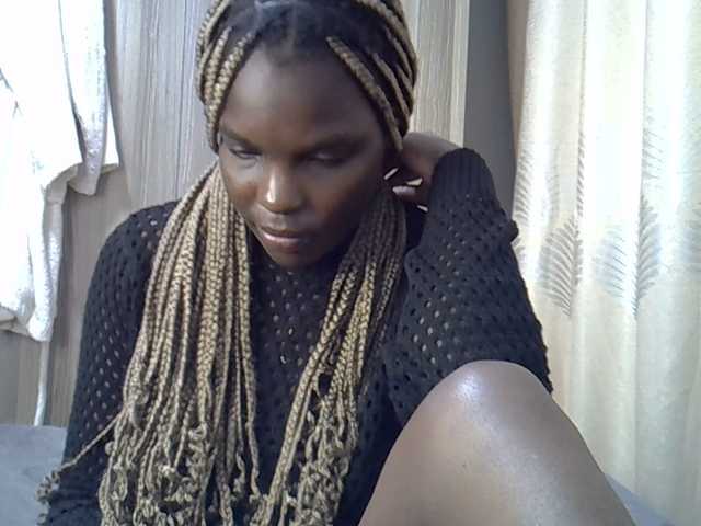 goddess-josy's BongaCams show and profile