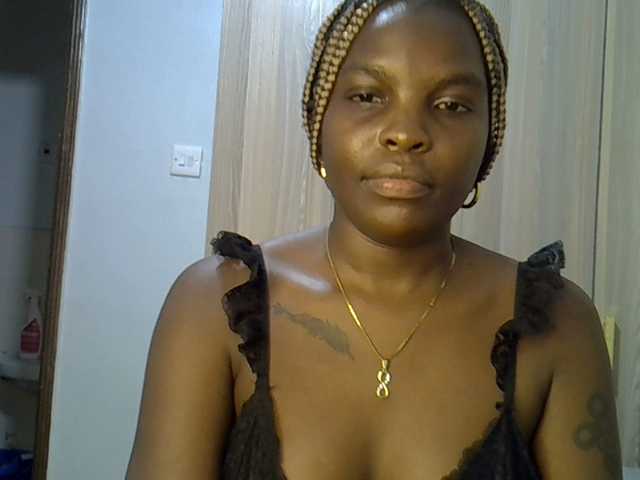 goddess-josy's BongaCams show and profile