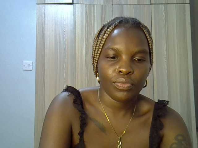 goddess-josy's BongaCams show and profile