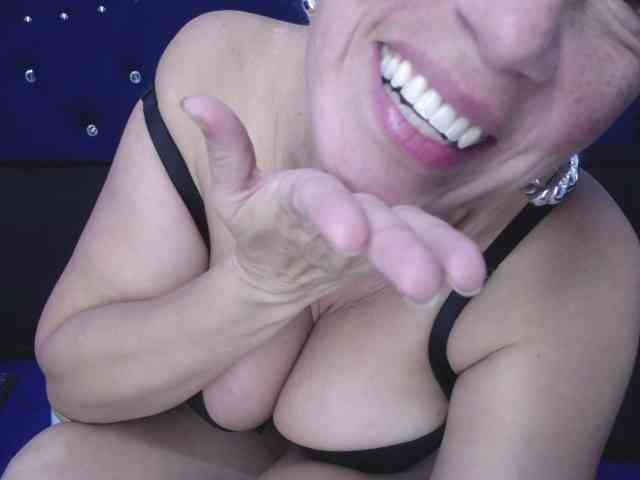 vickycute52 webcam