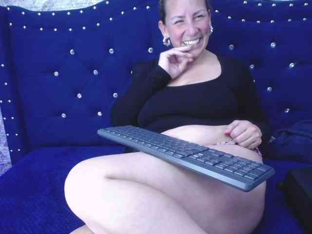 vickycute52 webcam