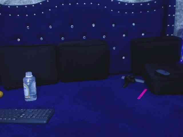 vickycute52 webcam