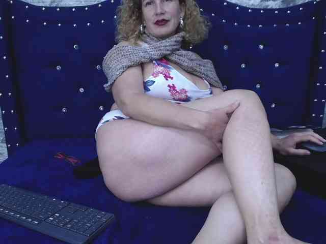 vickycute52 webcam