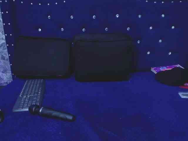 vickycute52 webcam