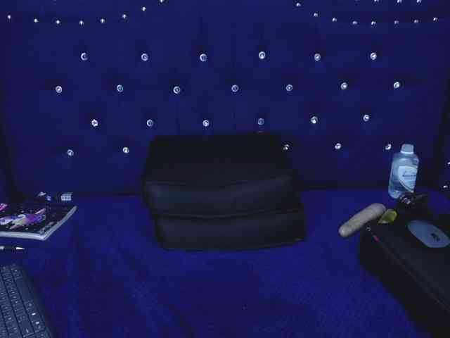 vickycute52 webcam