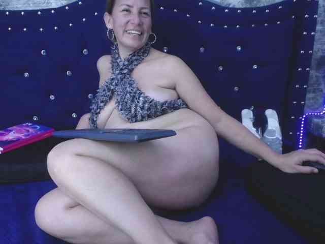 vickycute52 webcam