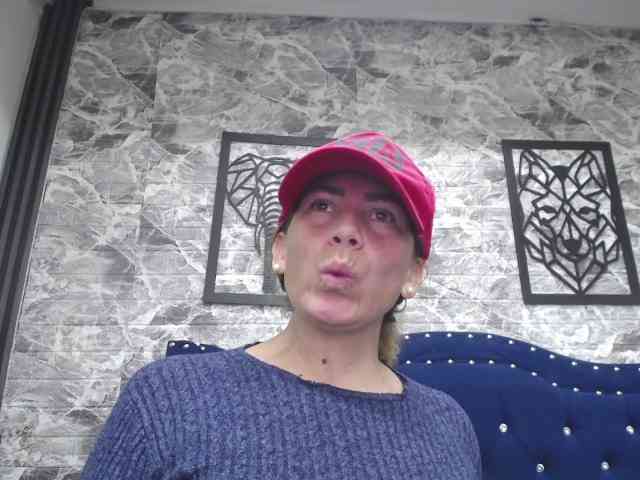 vickycute52 webcam