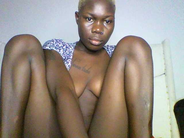 Sweetchocolate's BongaCams show and profile