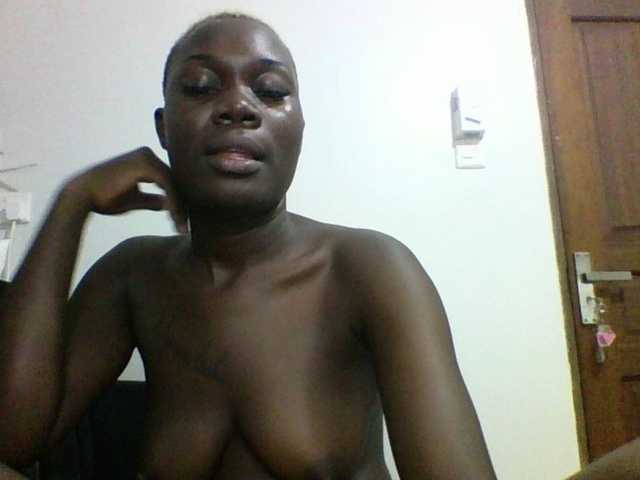 Sweetchocolate's BongaCams show and profile