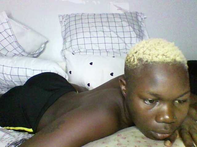 Sweetchocolate's BongaCams show and profile