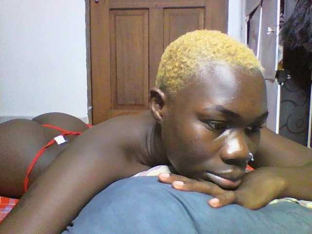 Sweetchocolate's BongaCams show and profile